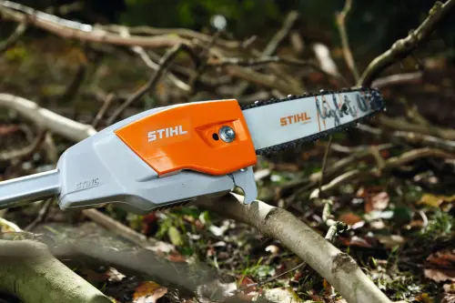 STIHL HTA 66, масляный бак и сучкорезный крюк